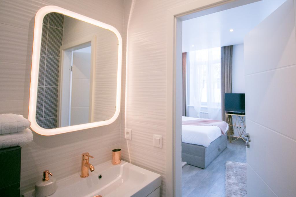 Midpoint Studios By Life Renaissance สตราสบูร์ก ภายนอก รูปภาพ